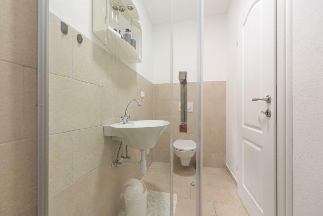 Appartement Obala à Podgora Extérieur photo